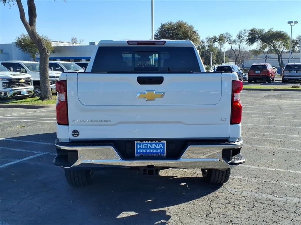 2026 Chevrolet Silverado 1500 - Image 9