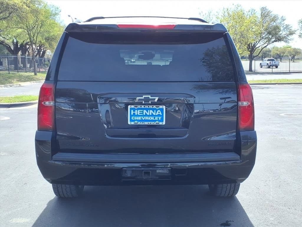 2019 Chevrolet Suburban - Image 11