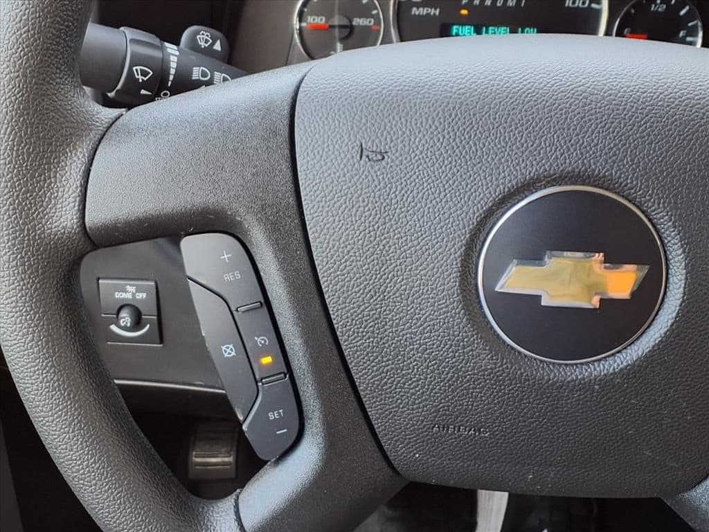 2026 Chevrolet Express Cargo - Image 17