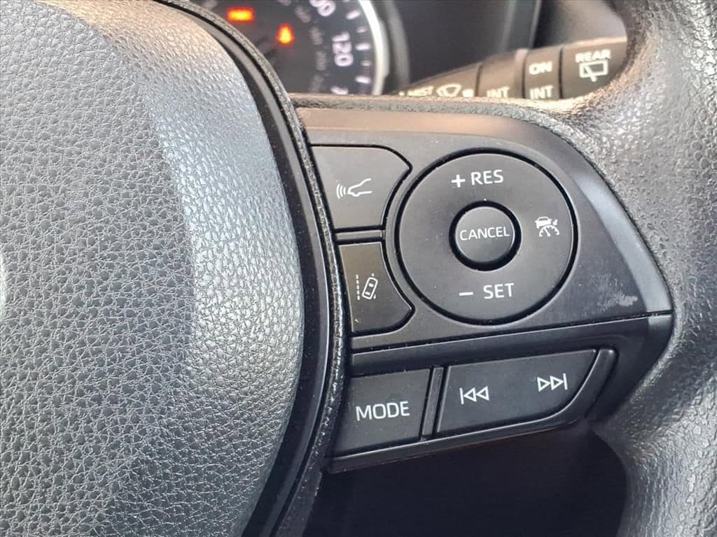 2021 Toyota RAV4 - Image 28