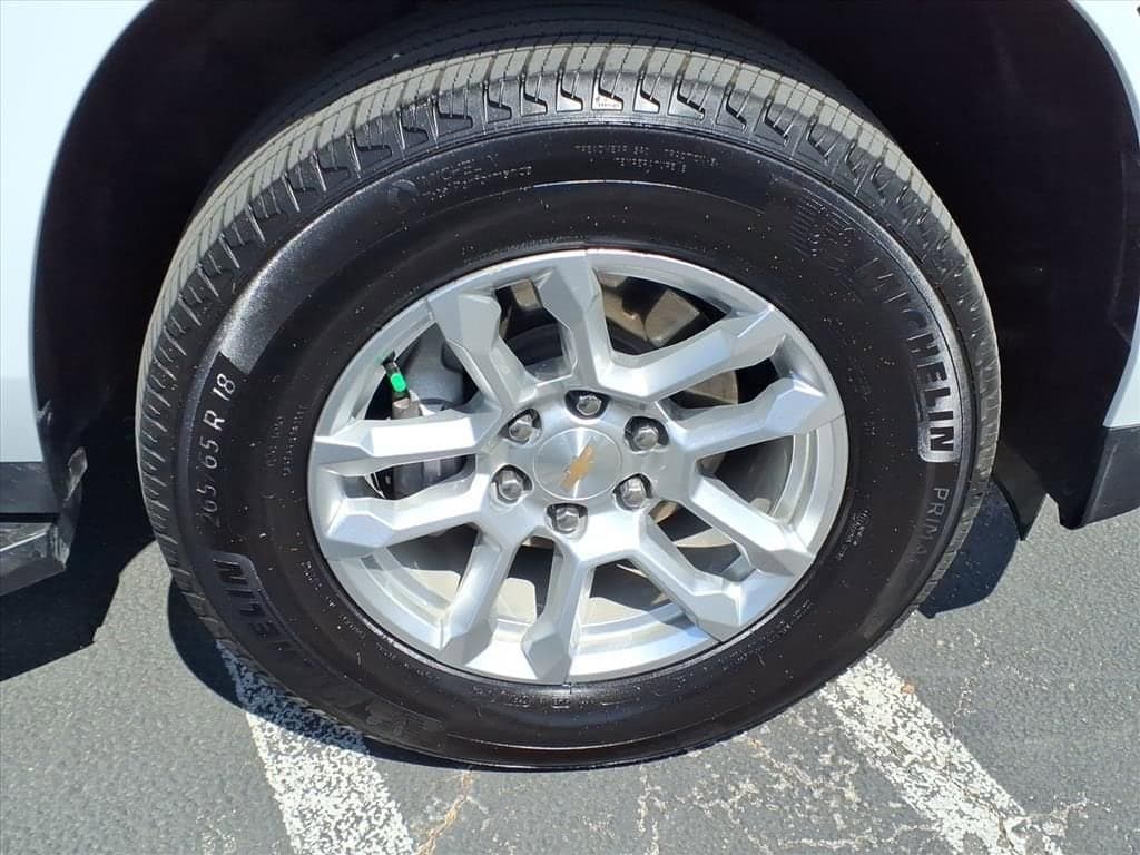 2025 Chevrolet Tahoe - Image 8