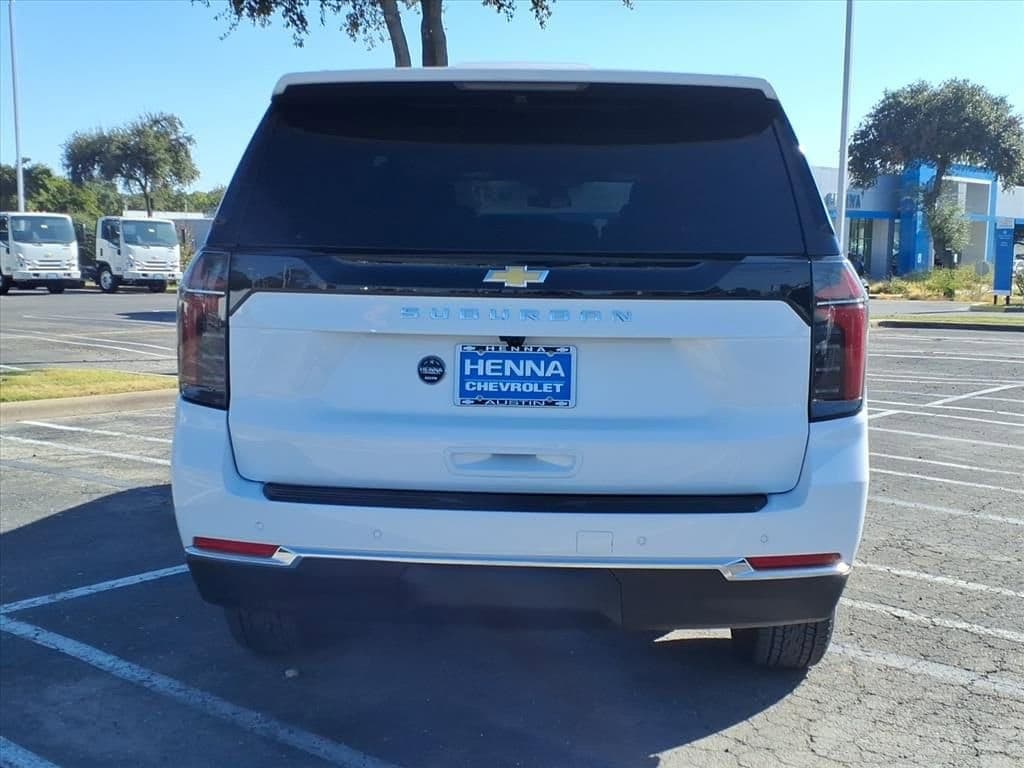 2026 Chevrolet Suburban - Image 5