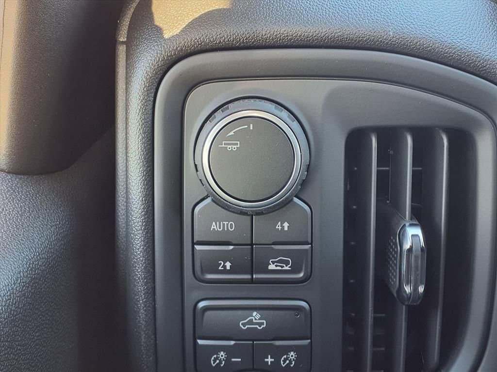 2026 Chevrolet Silverado 1500 - Image 9