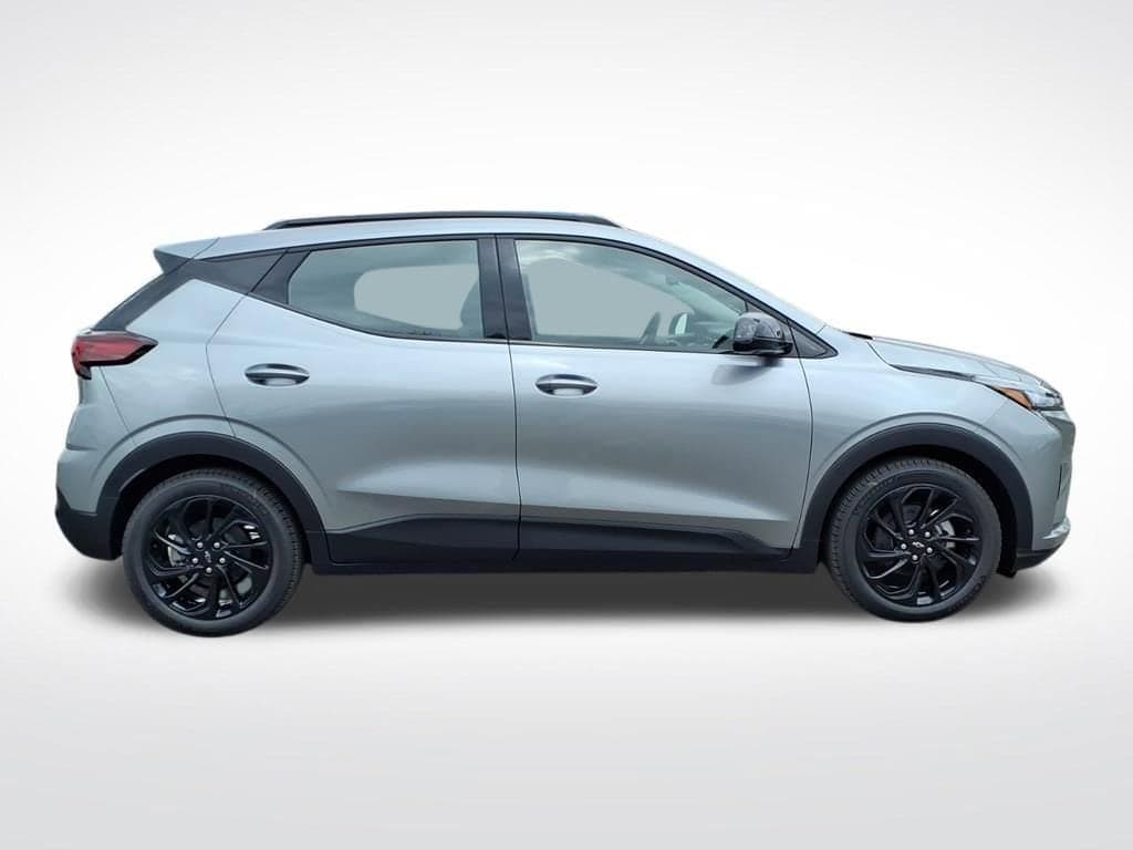 2027 Chevrolet Bolt - Image 4