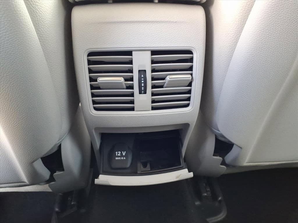 2015 Mercedes-Benz GLA-Class - Image 26