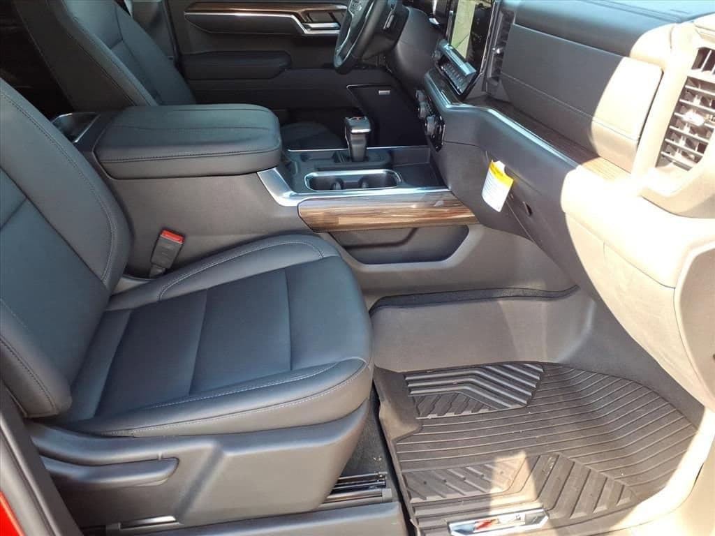 2026 Chevrolet Silverado 1500 - Image 21