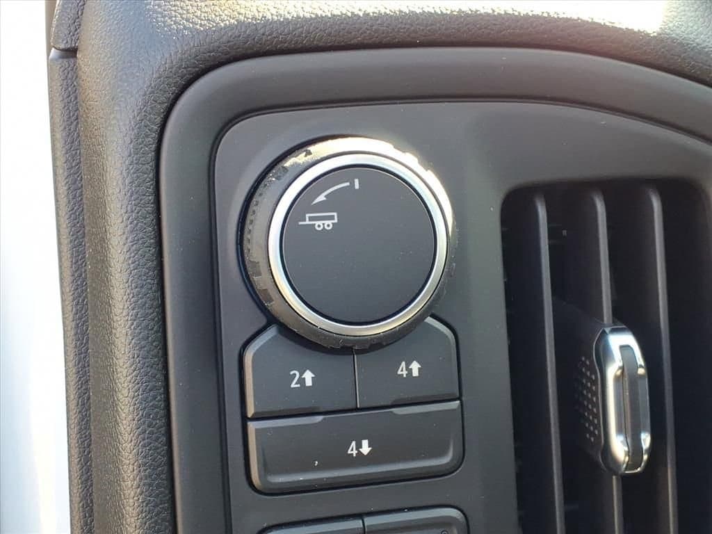 2026 Chevrolet Silverado 2500 HD - Image 14