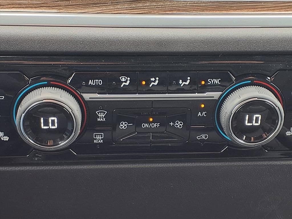 2026 Chevrolet Silverado 1500 - Image 17