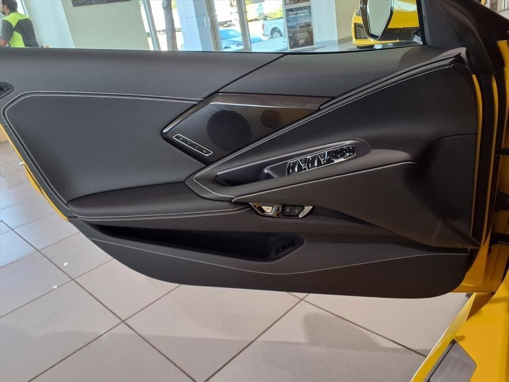 2026 Chevrolet Corvette Stingray - Image 20