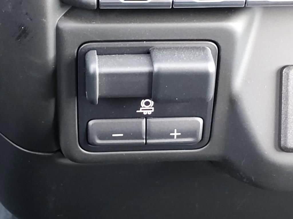 2024 Chevrolet Silverado 3500 HD Chassis Cab - Image 10