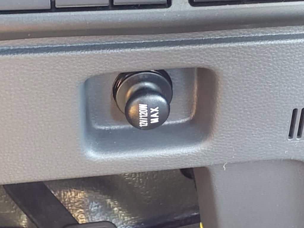 2025 Chevrolet Low Cab Forward 5500 XD - Image 12