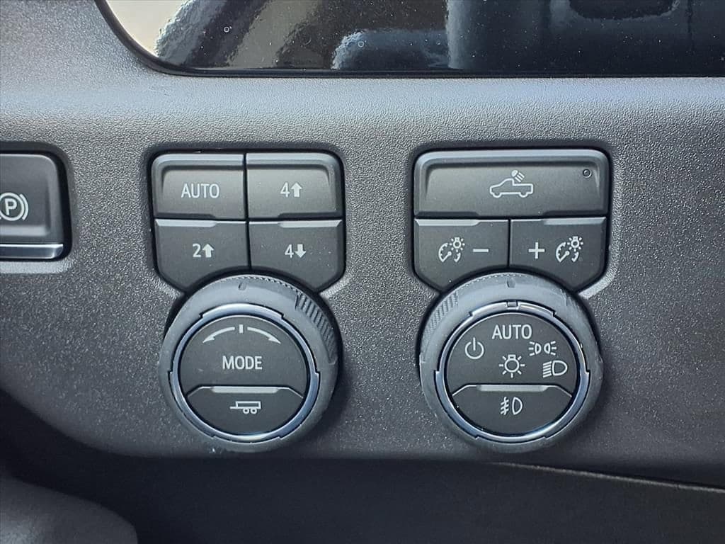 2026 Chevrolet Silverado 1500 - Image 9