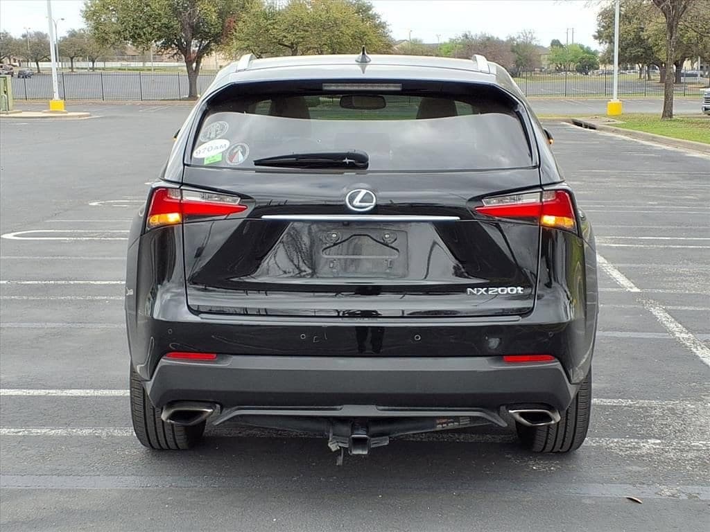 2015 LEXUS NX 200t - Image 8