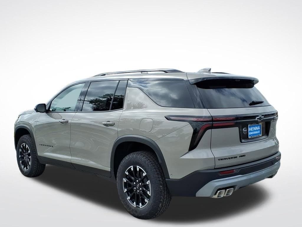 2026 Chevrolet Traverse - Image 4