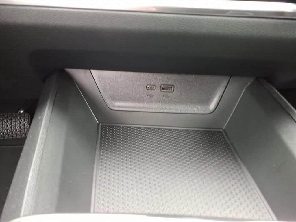 2026 Chevrolet Equinox - Image 18