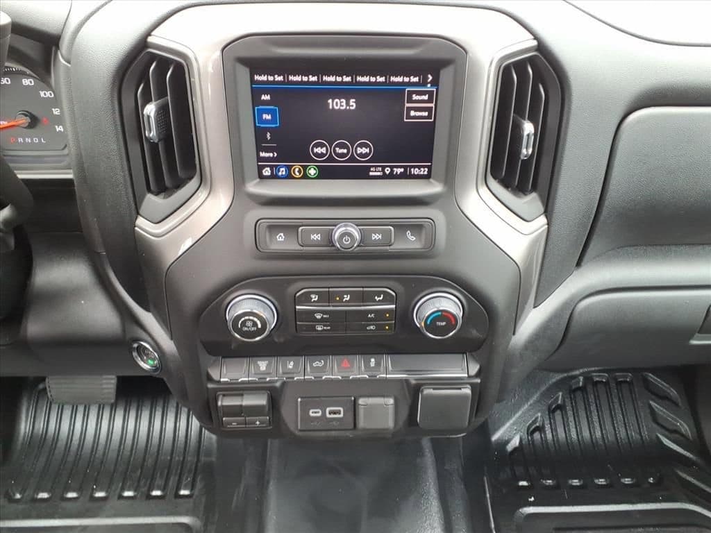 2026 Chevrolet Silverado 2500 HD - Image 21
