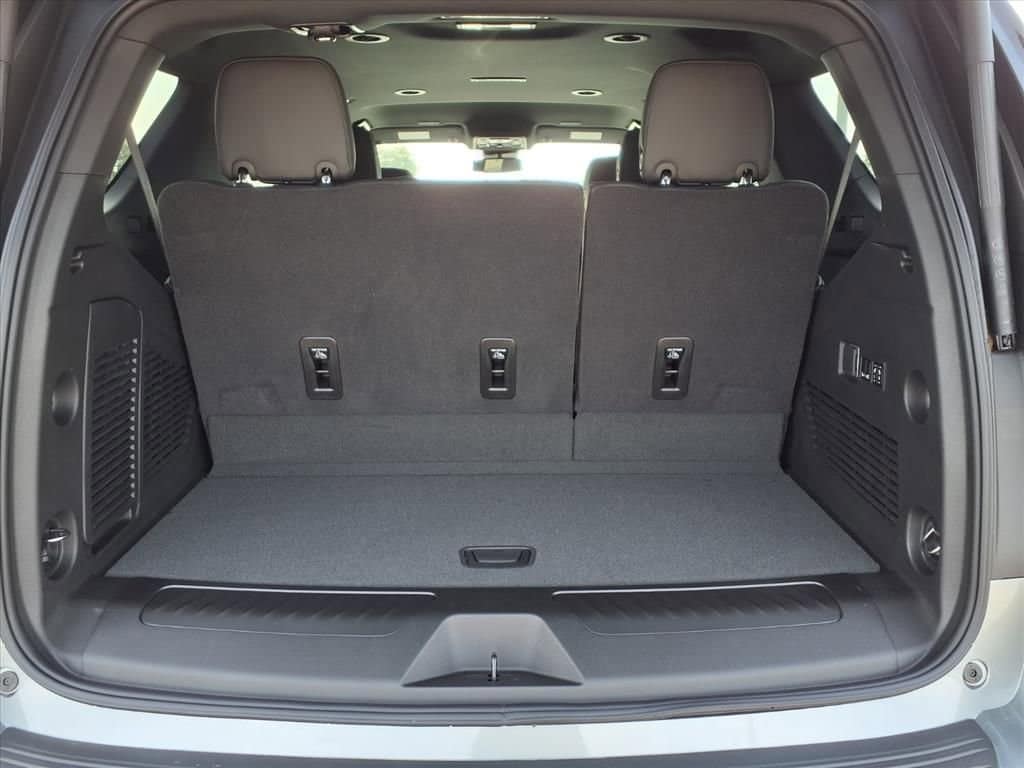 2026 Chevrolet Tahoe - Image 12