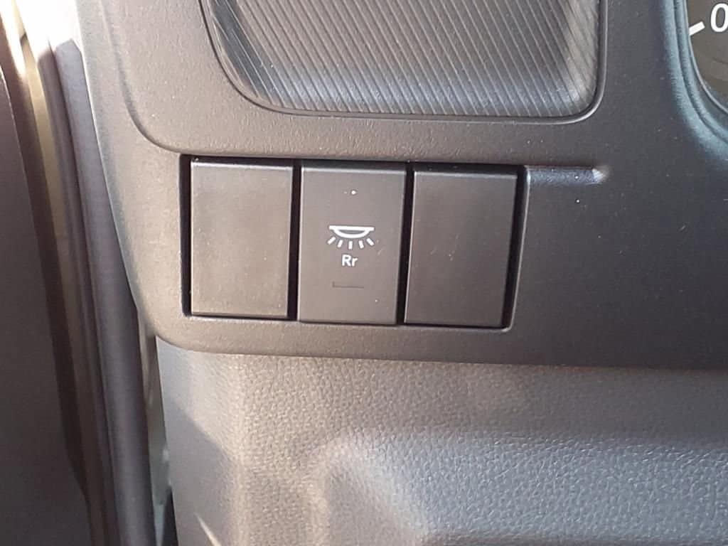 2025 Chevrolet Low Cab Forward 5500 XD - Image 8