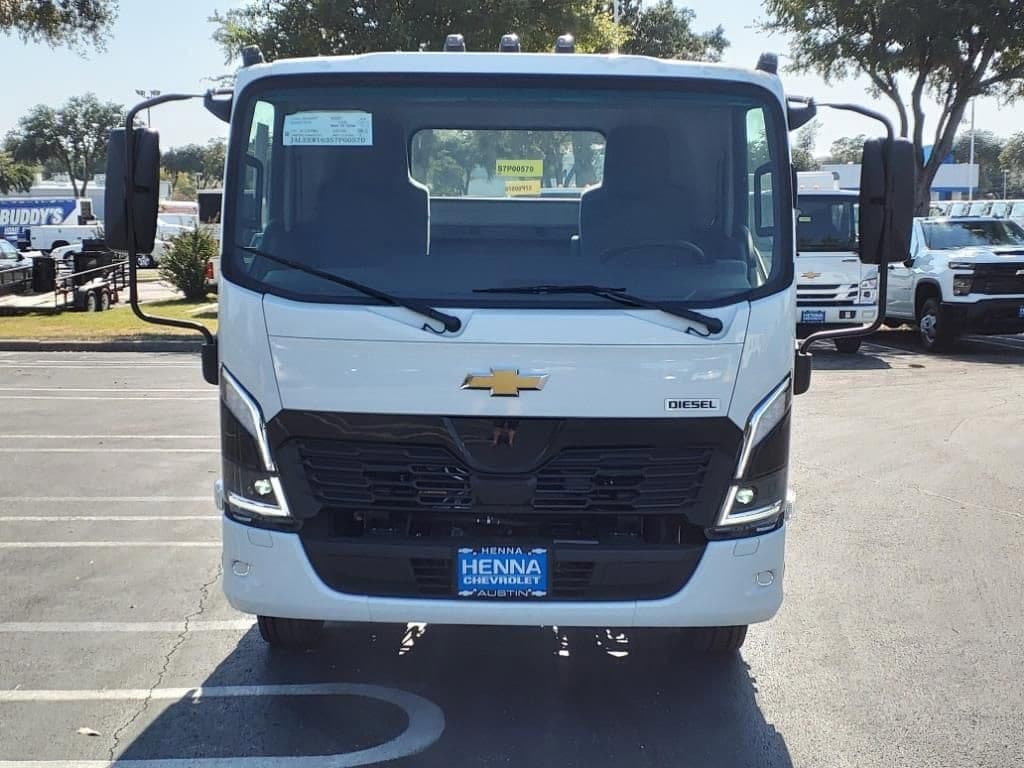 2025 Chevrolet Low Cab Forward 5500 XD - Image 2