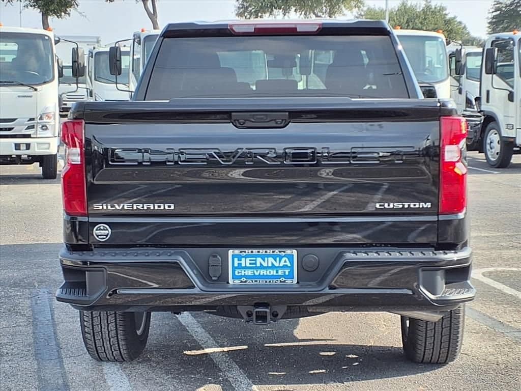 2026 Chevrolet Silverado 1500 - Image 5