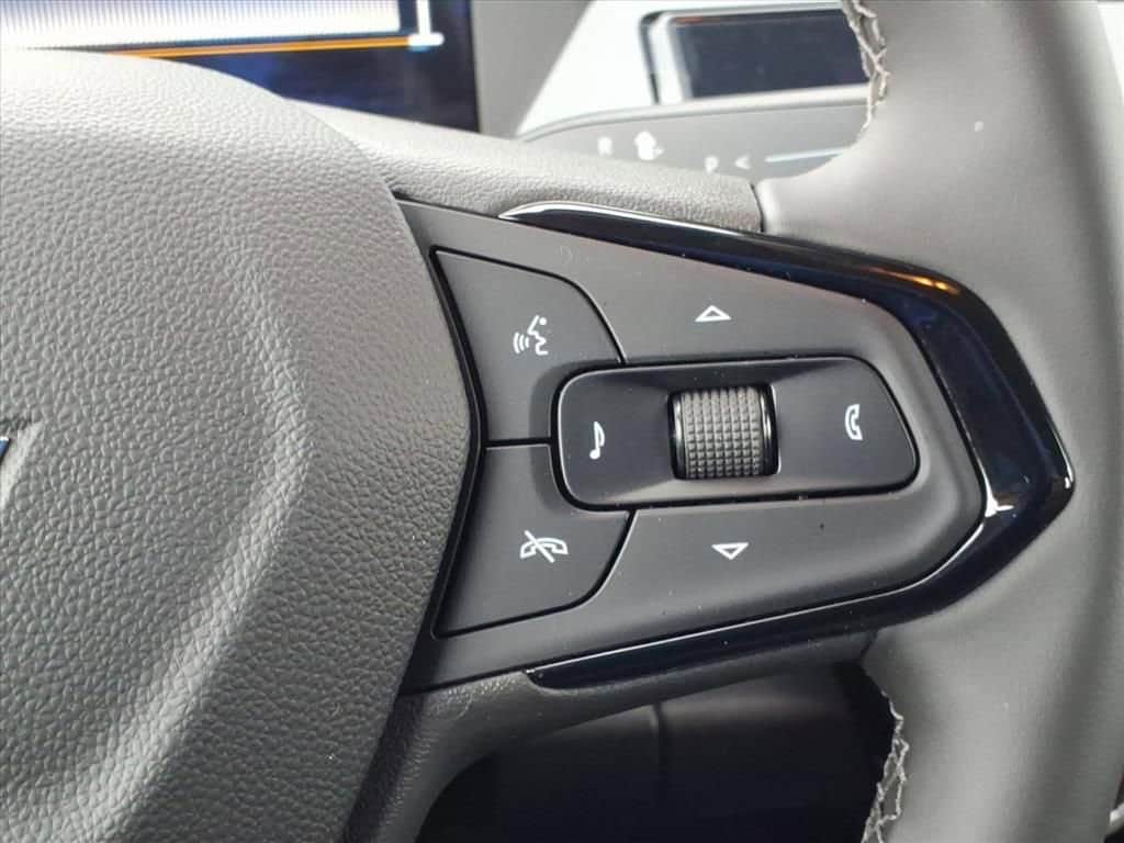 2027 Chevrolet Bolt - Image 20