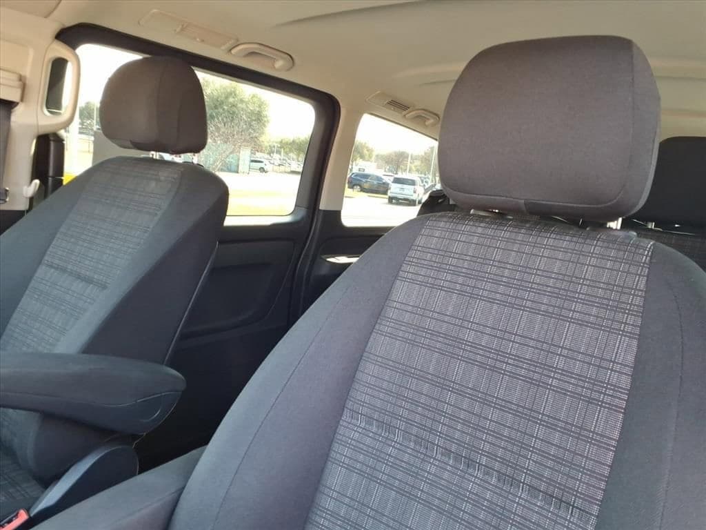 2019 Mercedes-Benz Metris Passenger Van - Image 15