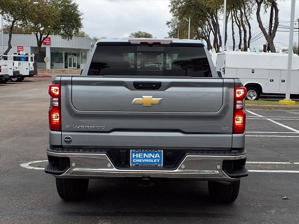 2026 Chevrolet Silverado 1500 - Image 6