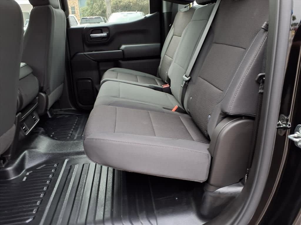 2026 Chevrolet Silverado 1500 - Image 9