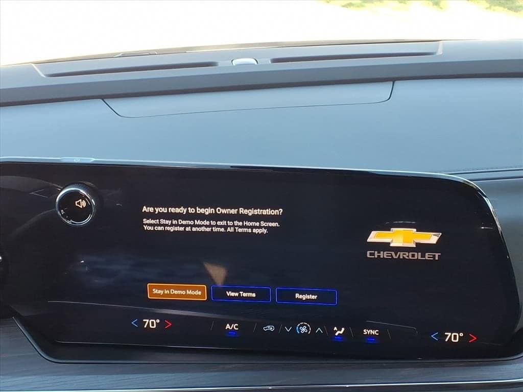 2026 Chevrolet Suburban - Image 15