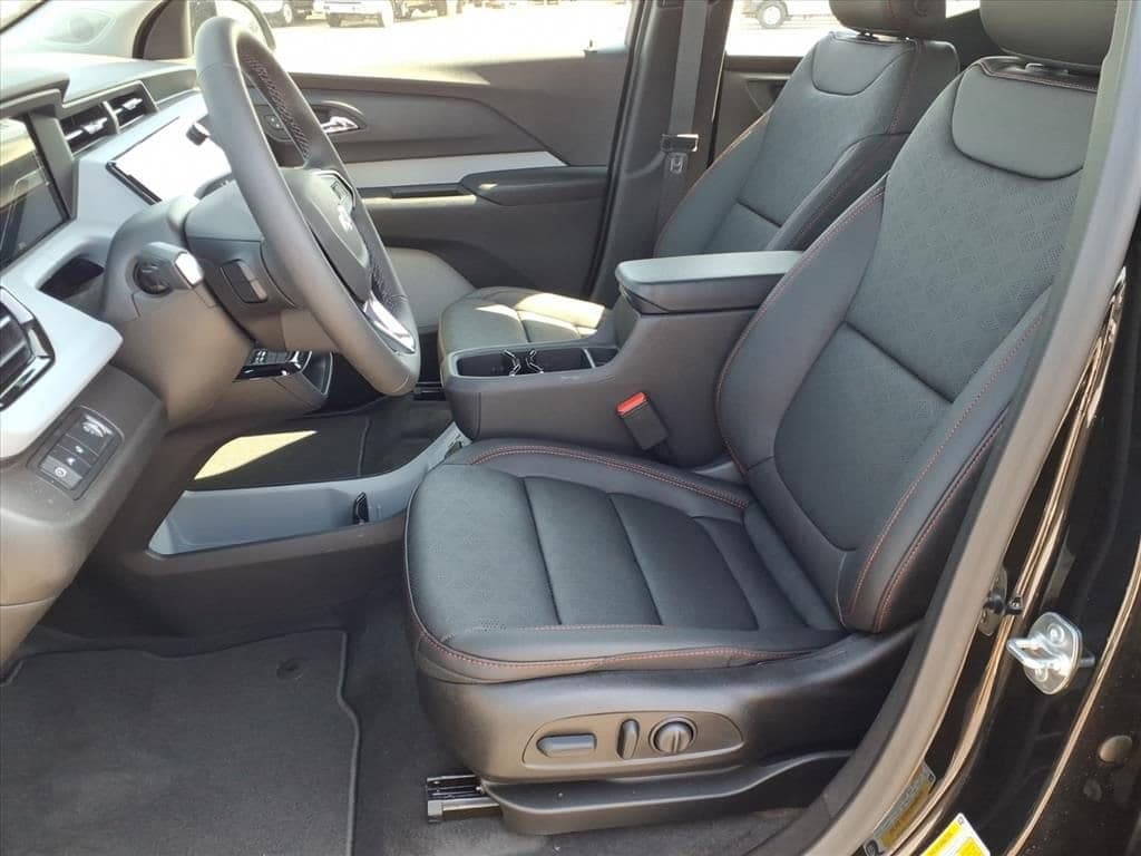 2027 Chevrolet Bolt - Image 15