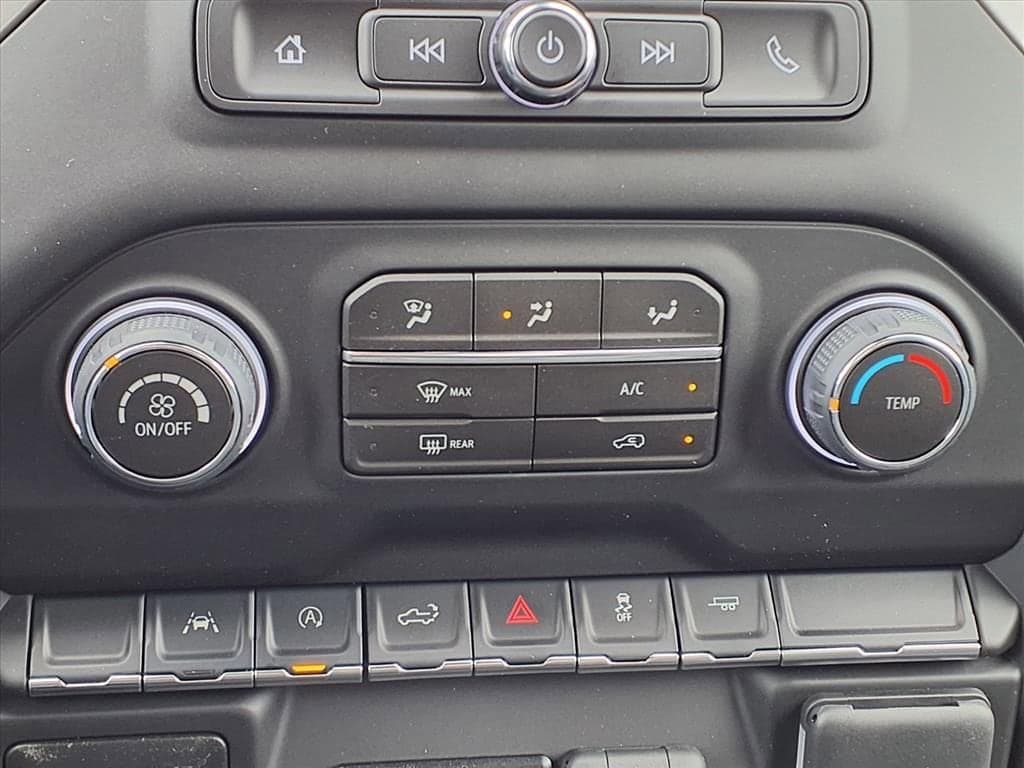 2026 Chevrolet Silverado 1500 - Image 14