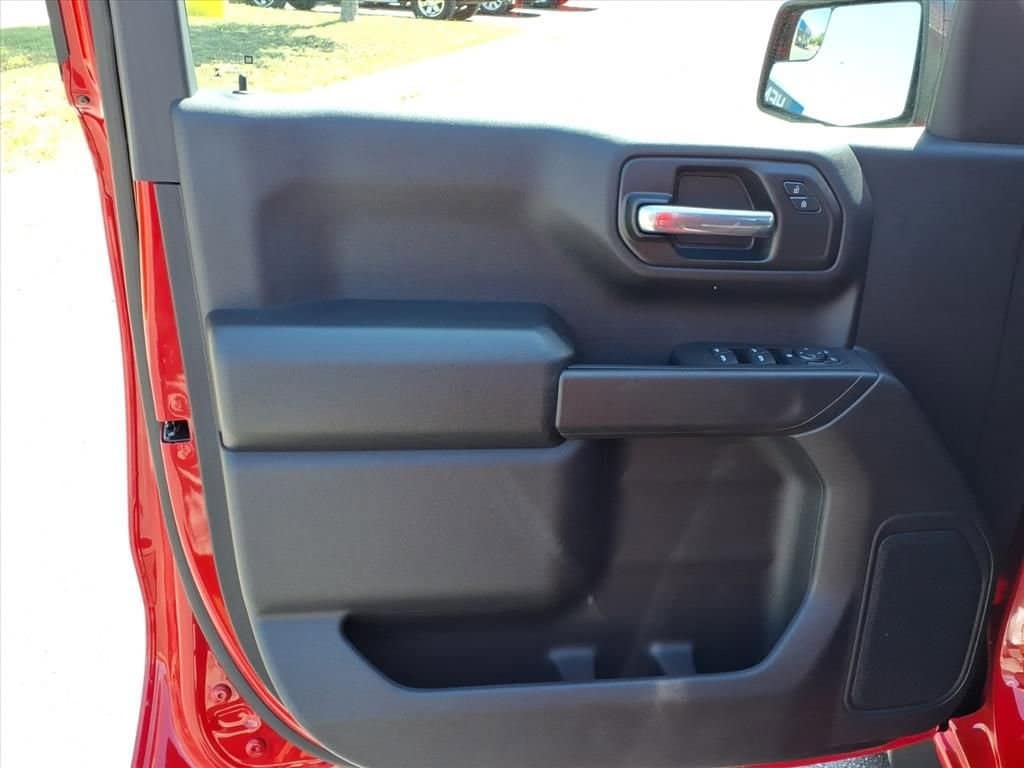 2026 Chevrolet Silverado 1500 - Image 14