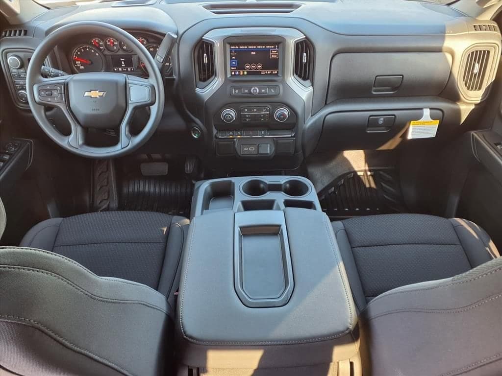 2026 Chevrolet Silverado 1500 - Image 8