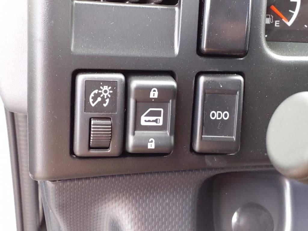 2025 Chevrolet Low Cab Forward 4500 HG - Image 10