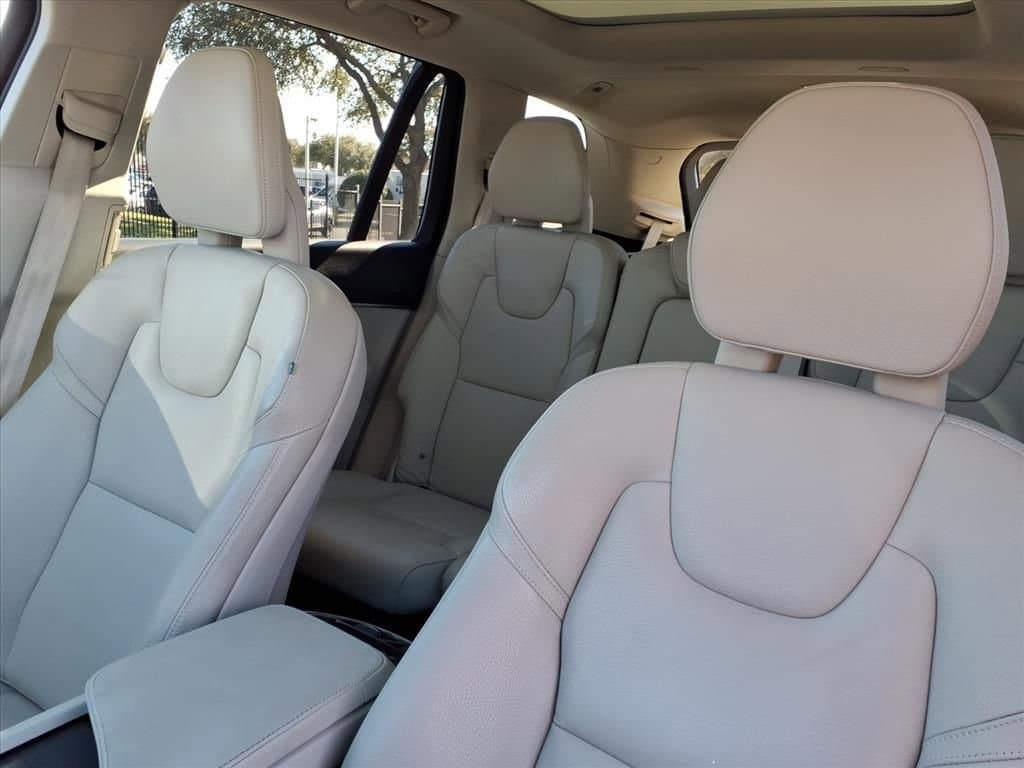 2020 Volvo XC90 - Image 17