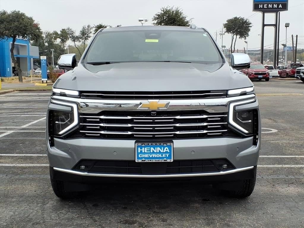 2026 Chevrolet Suburban - Image 2