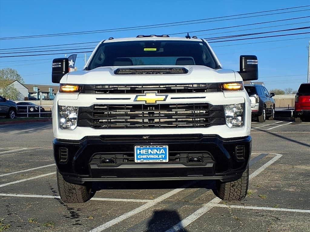 2026 Chevrolet Silverado 2500 HD - Image 2