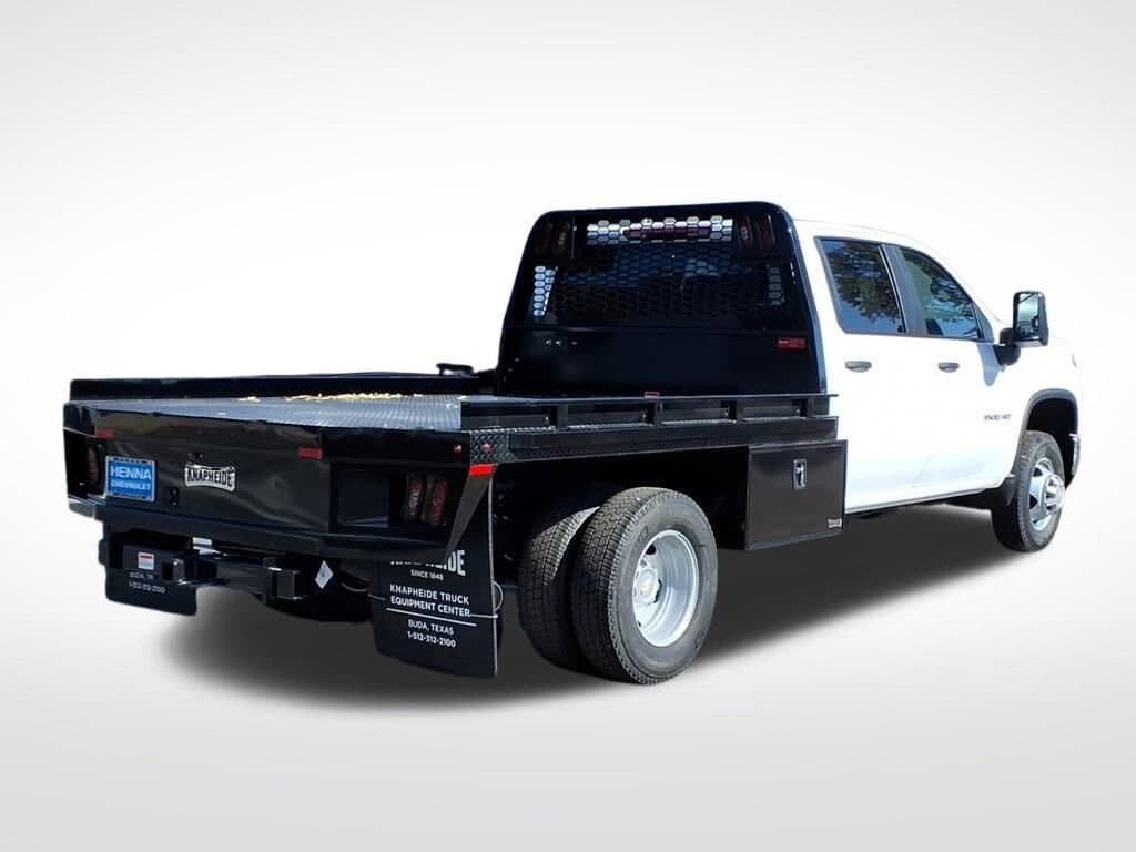 2026 Chevrolet Silverado 3500 HD Chassis Cab - Image 12