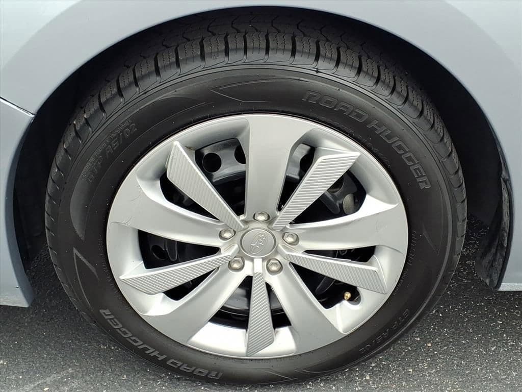 2022 Subaru Impreza - Image 8