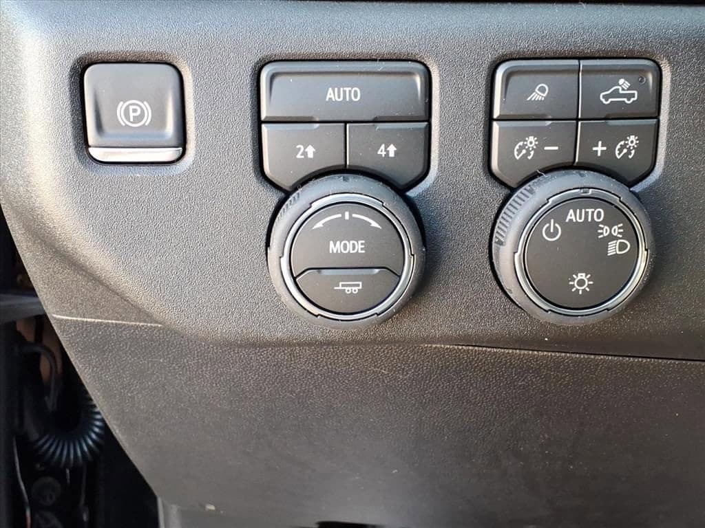 2026 Chevrolet Silverado 1500 - Image 11