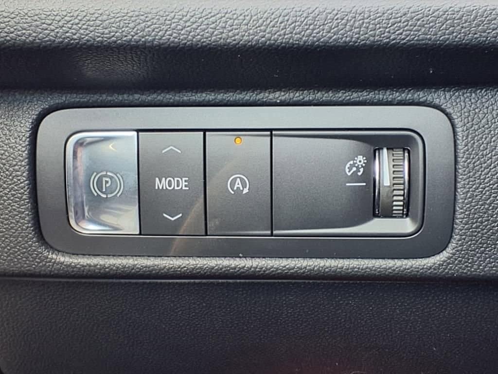 2026 Chevrolet Traverse - Image 9