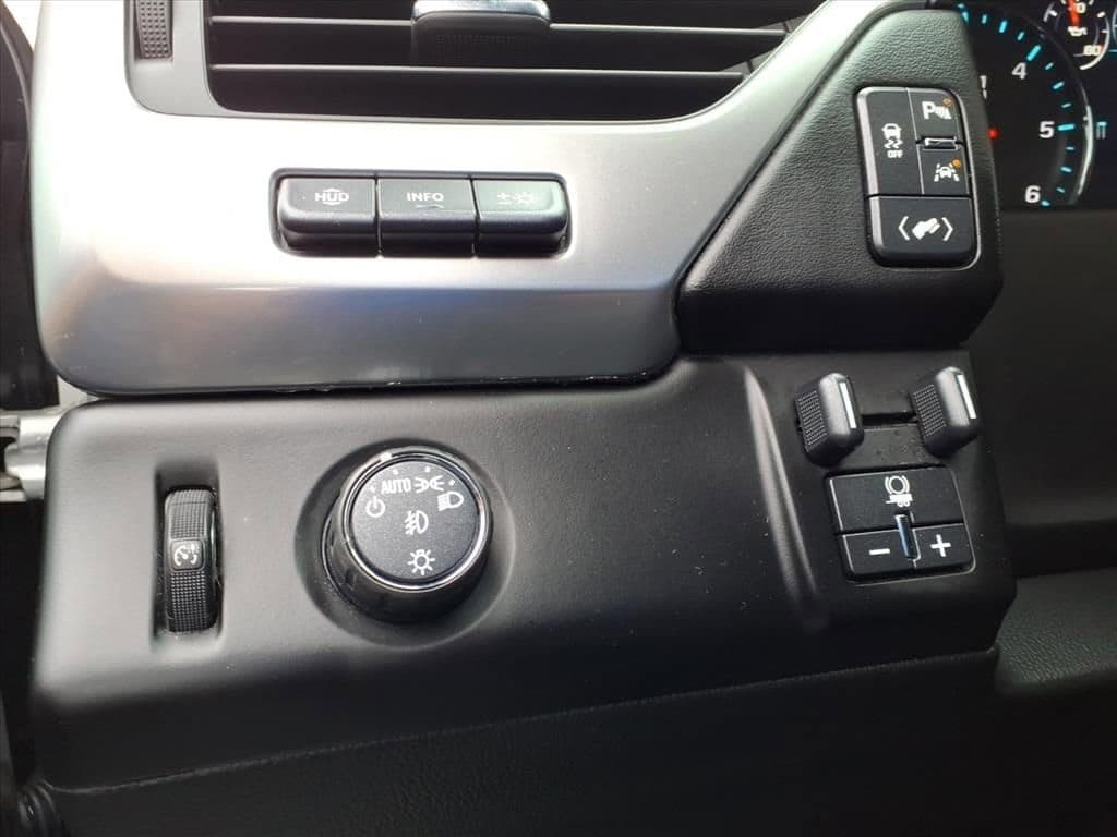 2020 Chevrolet Tahoe - Image 13