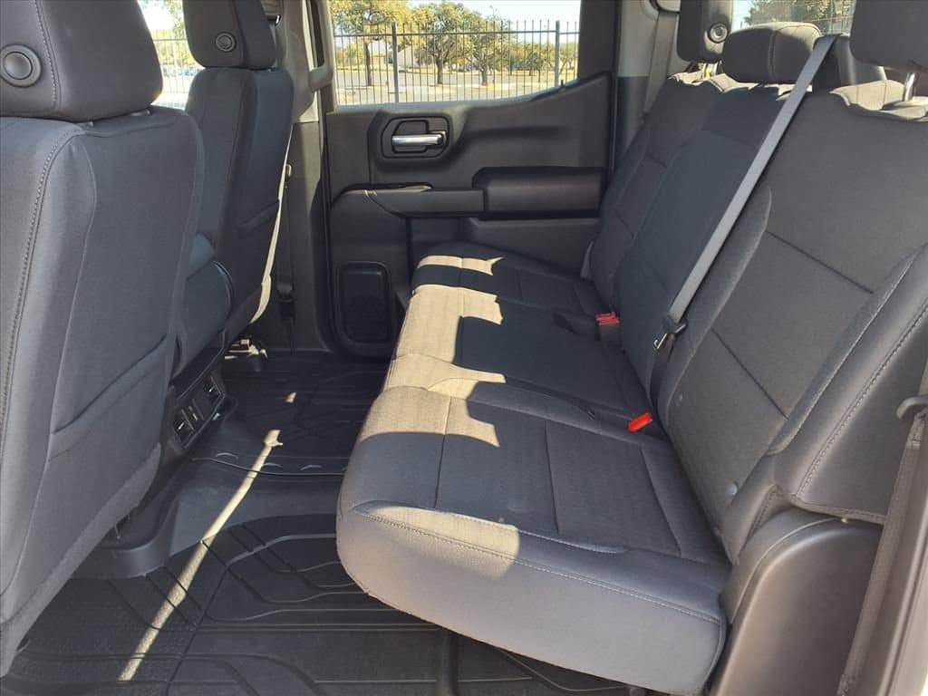 2026 Chevrolet Silverado 1500 - Image 7