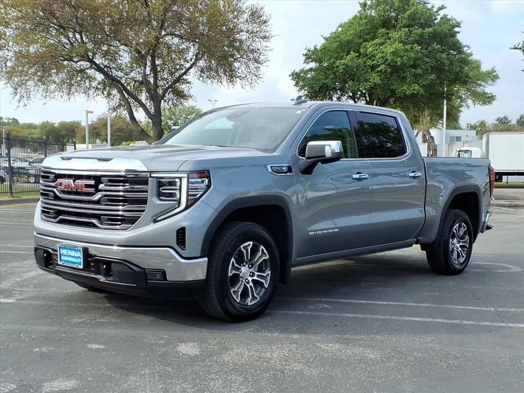 2025 GMC Sierra 1500 - Image 4