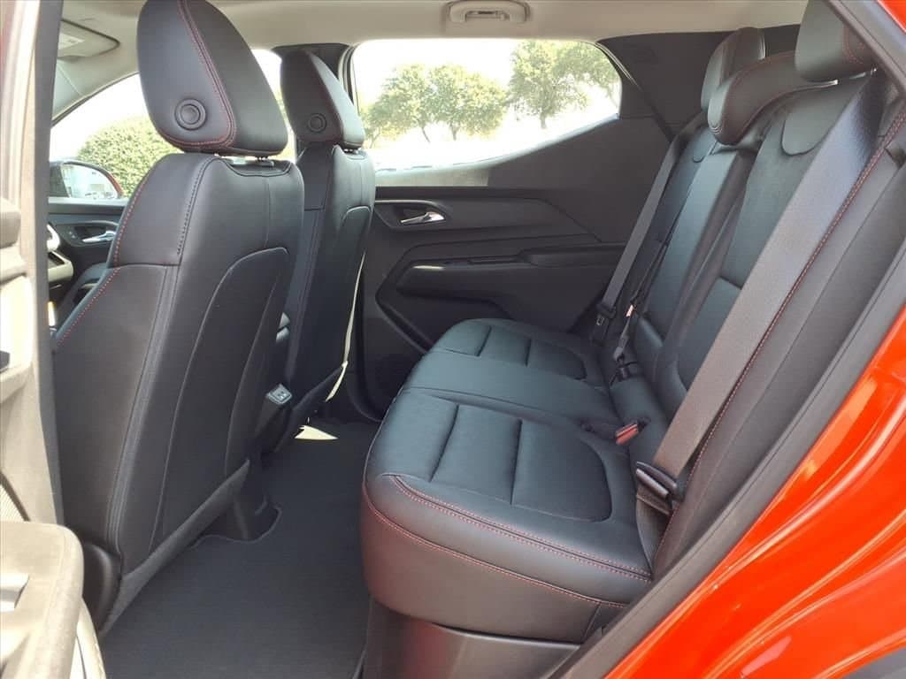 2027 Chevrolet Bolt - Image 16