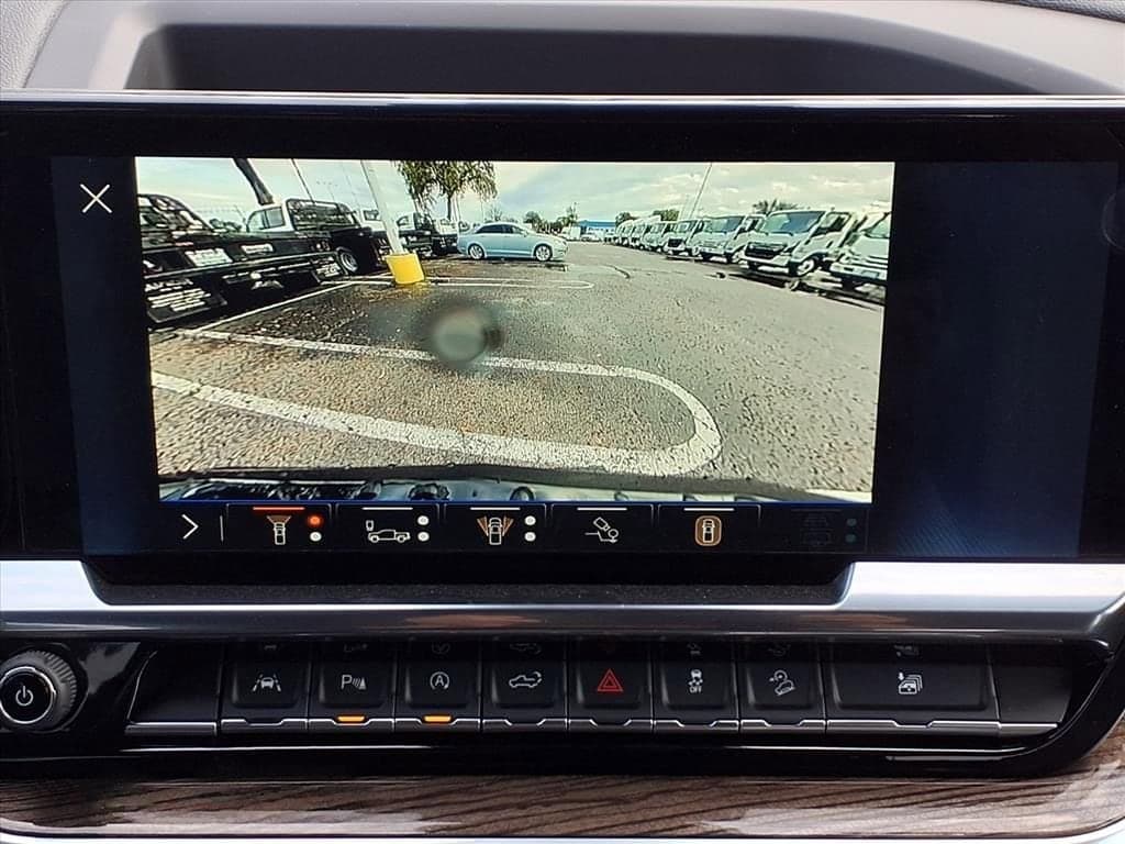 2026 Chevrolet Silverado 1500 - Image 10