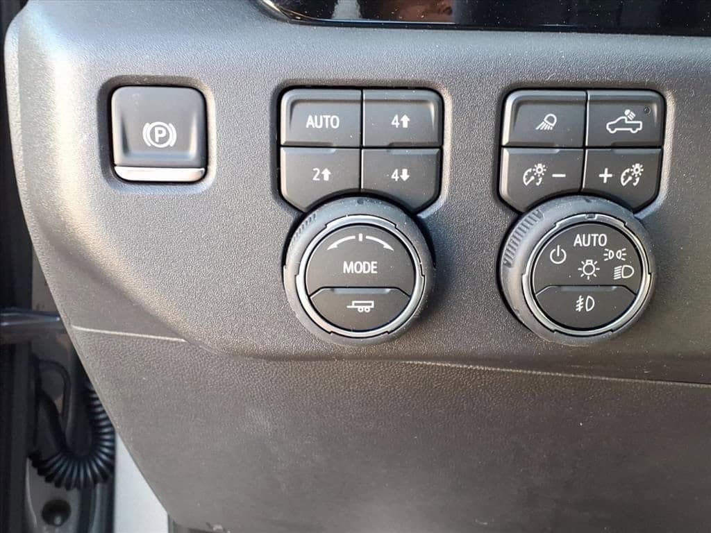 2026 Chevrolet Silverado 1500 - Image 11