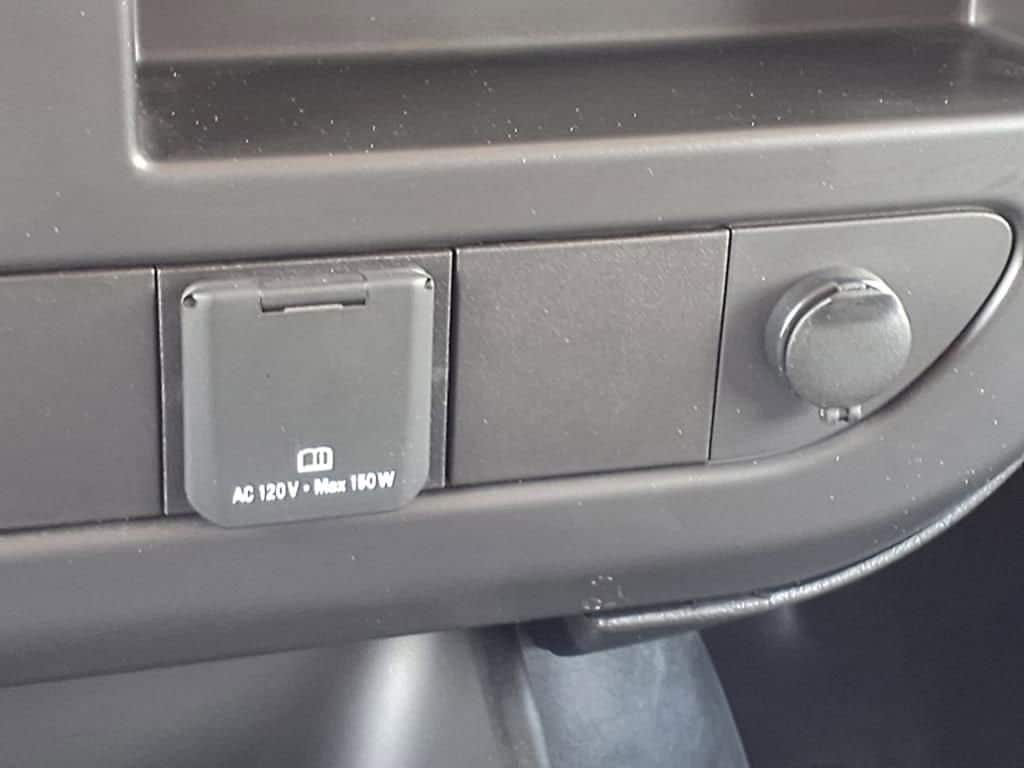 2025 Chevrolet Express Cutaway 3500 - Image 17