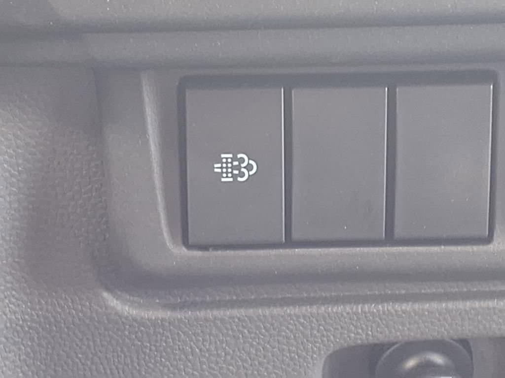 2025 Chevrolet Low Cab Forward 5500 XD - Image 9