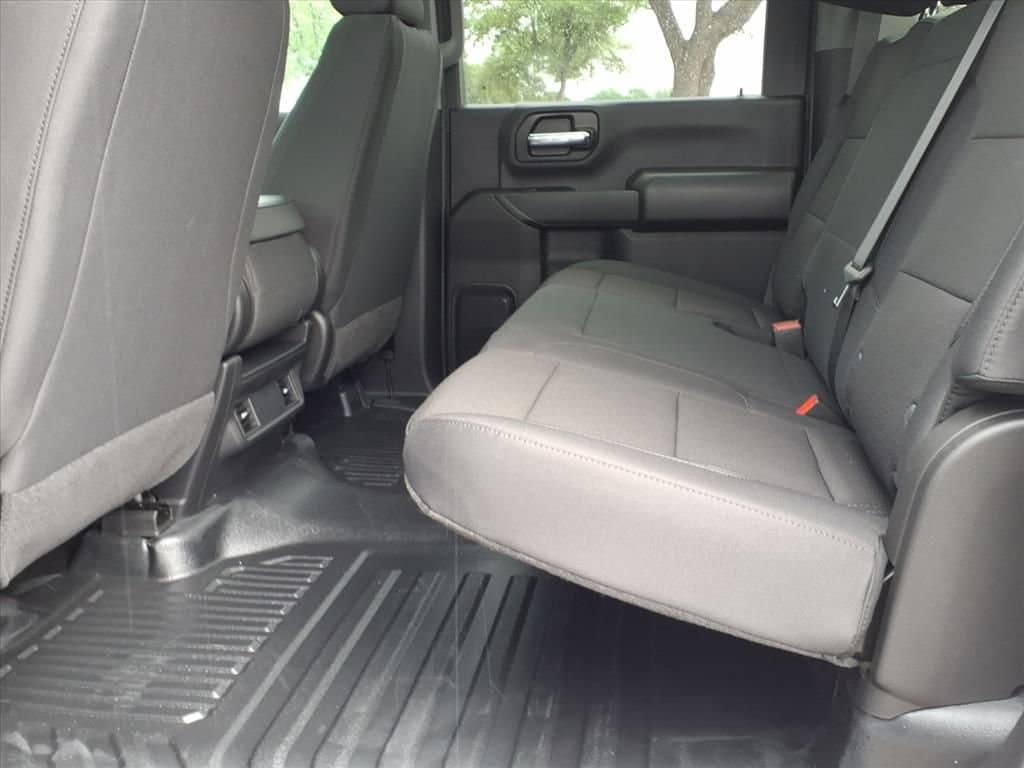 2026 Chevrolet Silverado 2500 HD - Image 14